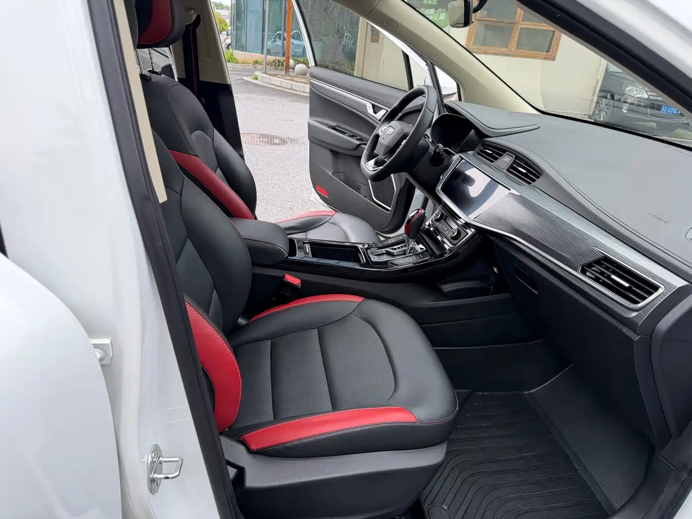 Geely Emgrand GS 2021 2020 1.4T CVT Elegance