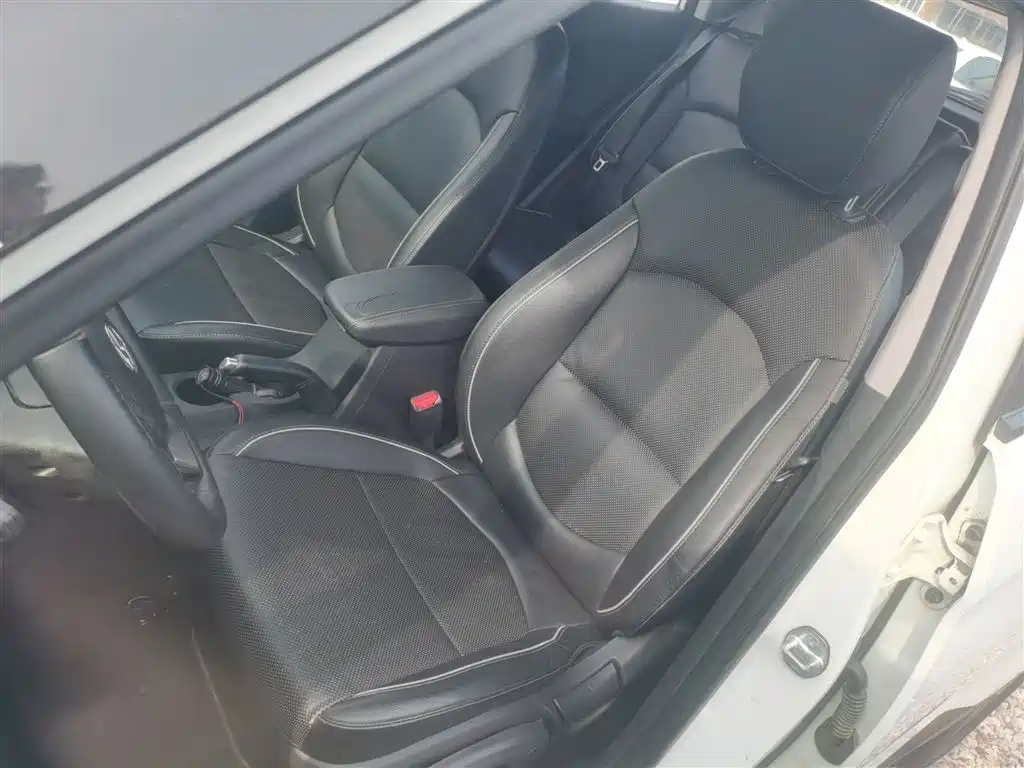 Hyundai Beijing Hyundai ix25 2015 1.6L Automatic 2WD Smart GLS фото 11