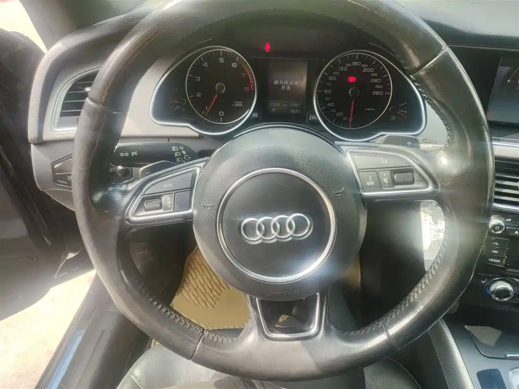 Audi A5 (Import) 2014 Cabriolet 45 TFSI фото 3
