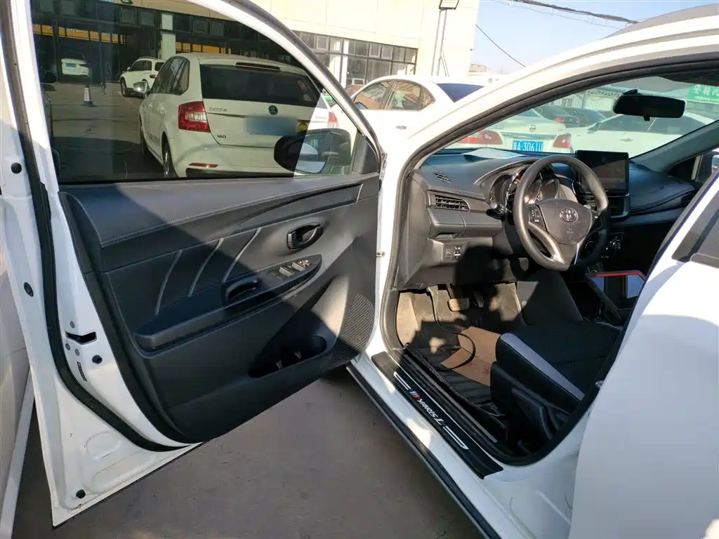 Toyota YARiS L Zhi Xuan 2022 Zhi Xuan X 1.5L CVT Leading PLUS Edition фото 16