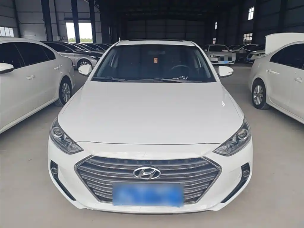 Hyundai Elantra 2016 Model 1.6L Automatic Smart Elite фото 3