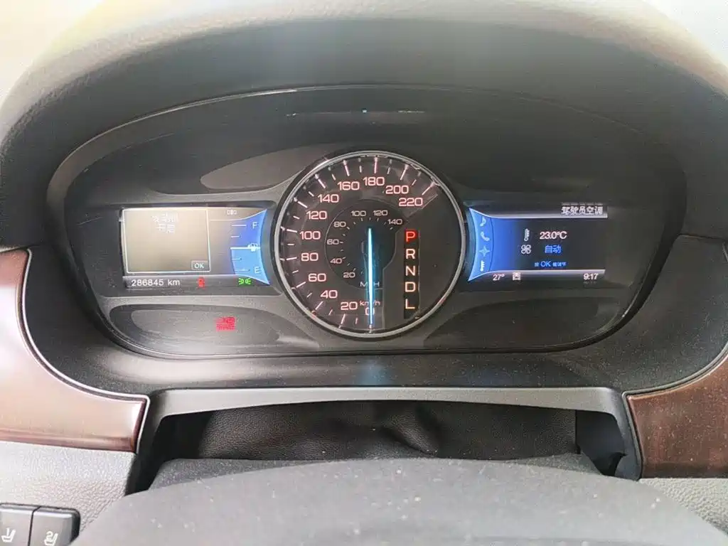 Ford Edge (Import) 2013 2012 2.0T Prestige