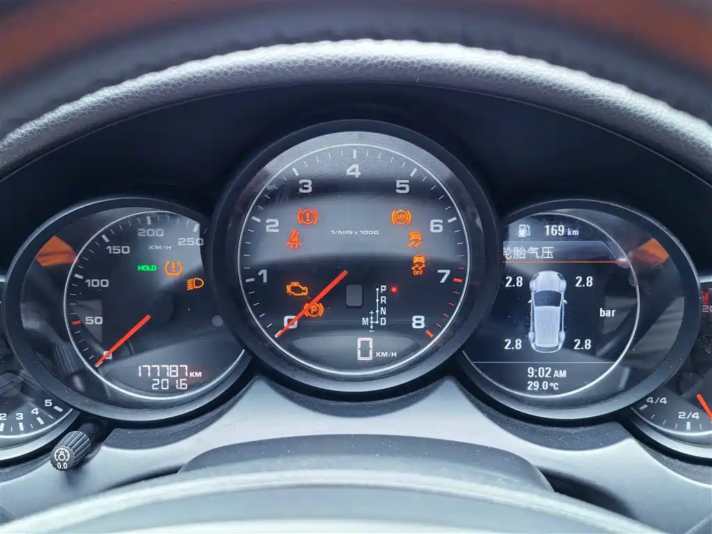 Porsche Cayenne 2015 Cayenne 3.0T фото 17