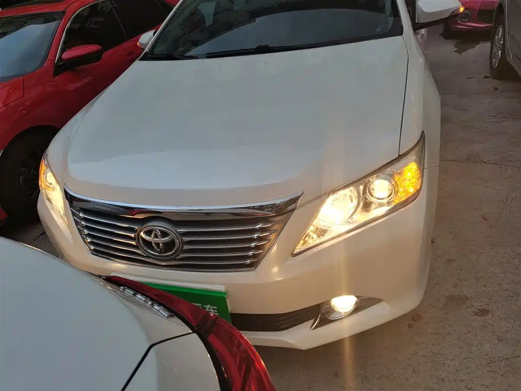 Toyota Camry 2013 2.5G Comfort фото 3