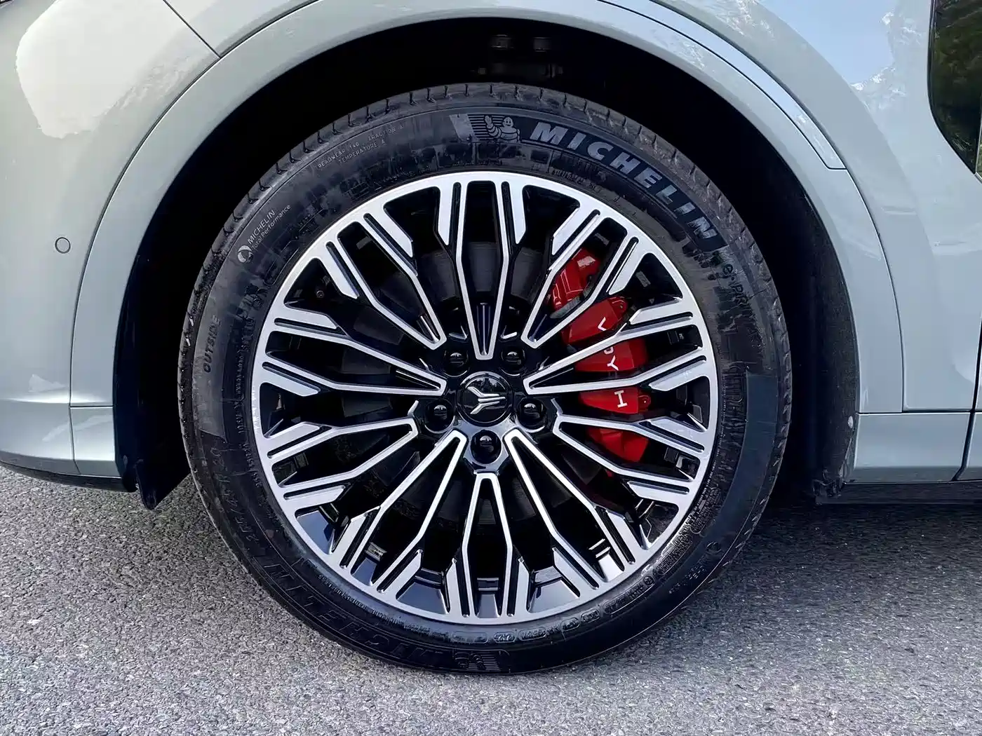 Voyah Auto VOYAH FREE 2025 FREE+ RWD Qiankun Edition фото 11
