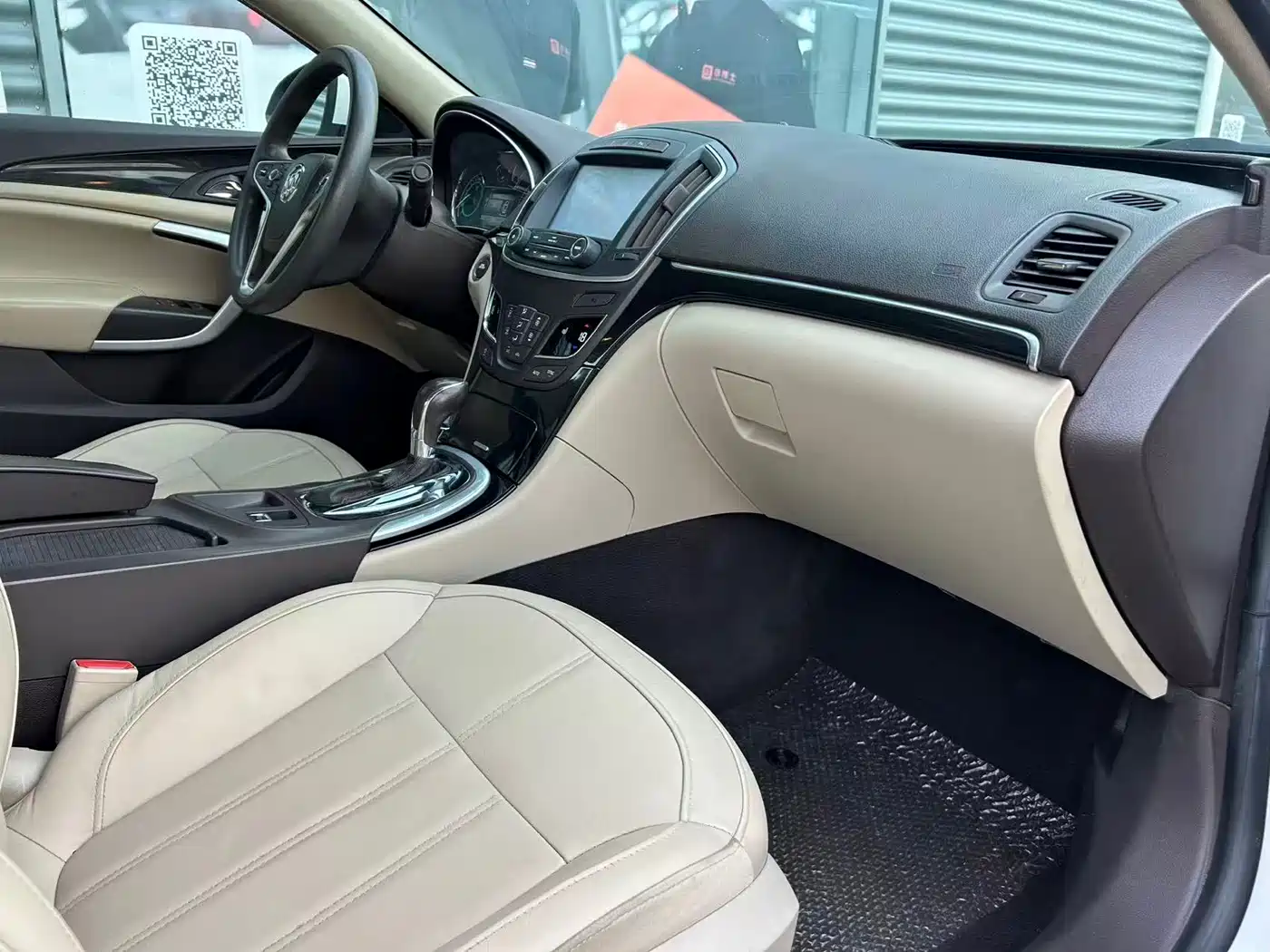 Buick Regal 2015 2.0L Elite Fashion Model фото 4