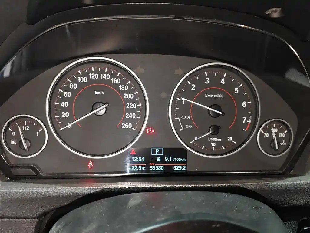 BMW 3 Series 2017 320i M Sport фото 12