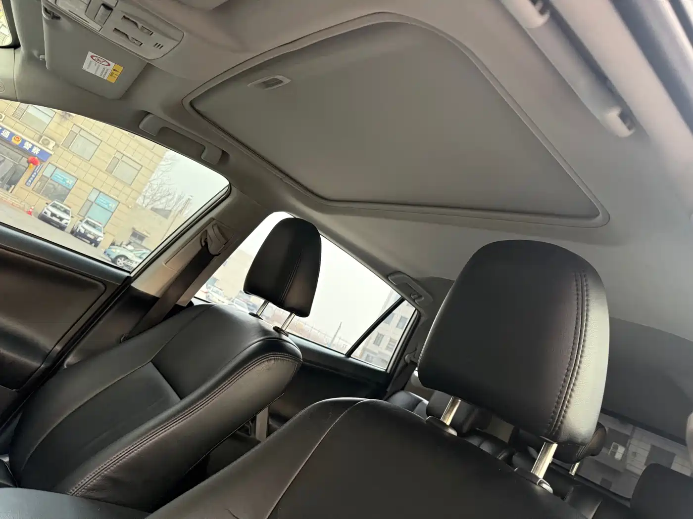 Toyota RAV4 Rongfang 2016 2.0L CVT 2WD Comfort (China V) фото 19