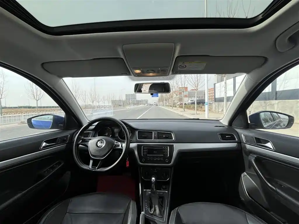 Volkswagen Lavida Tour 2015 230TSI DSG Comfort Edition фото 13