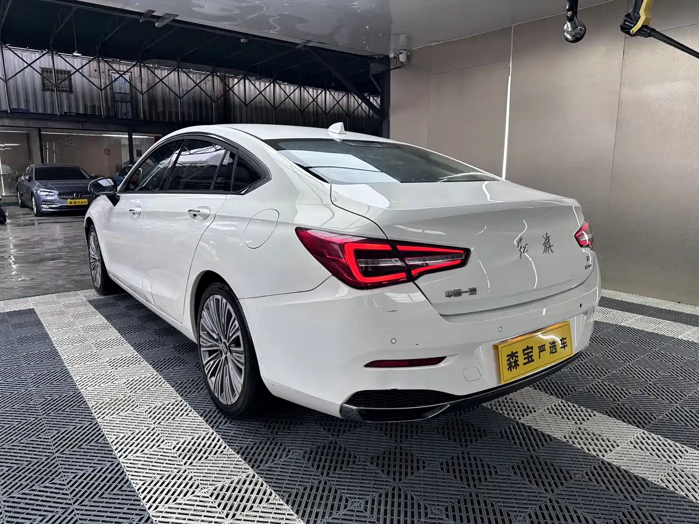 Hongqi H5 2020 1.5T DCT Qi Rhythm Edition фото 6