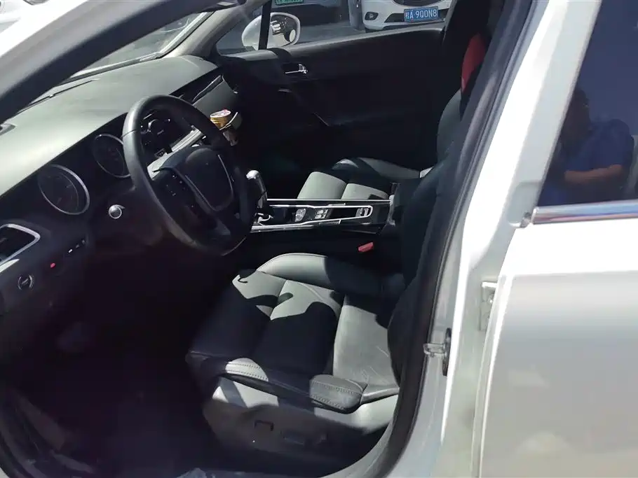 Peugeot 508 2015 1.8THP Auto Prestige Edition фото 9
