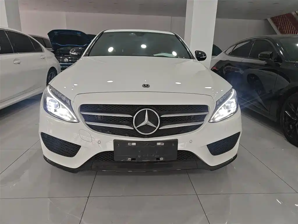 Mercedes-Benz C-Class 2017 C 200 Sport фото 3