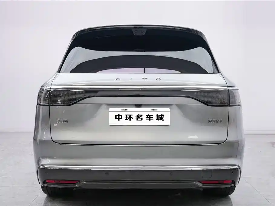 AITO Wenjie AITO M8 2025 Extended Range Ultra 53.4kWh 6-Seater фото 14