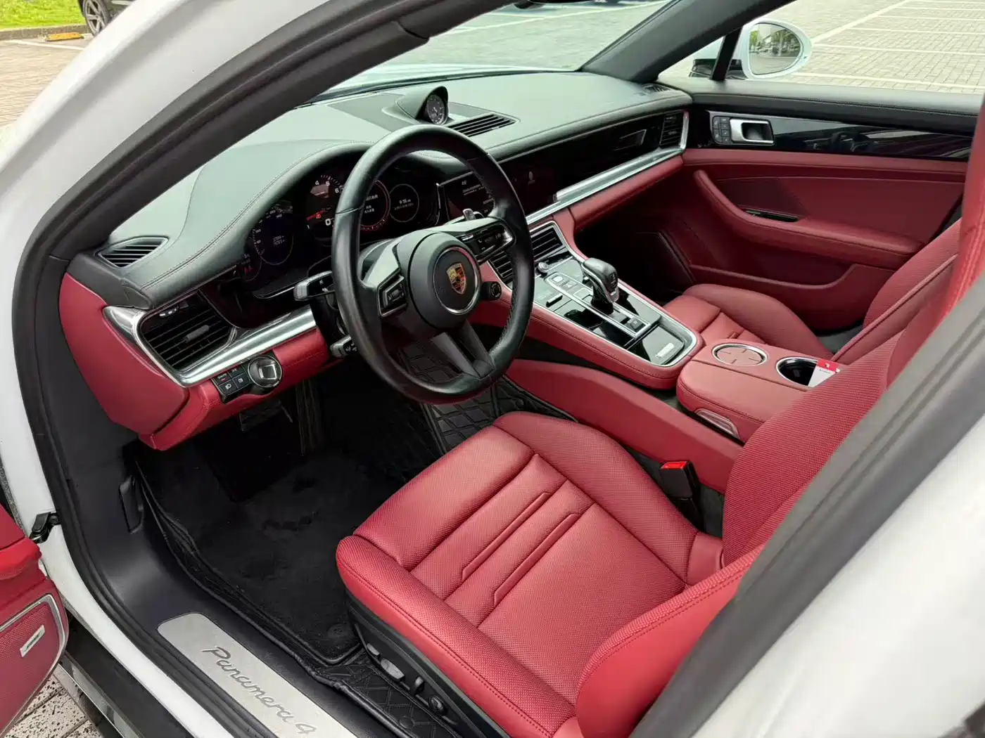 Porsche Panamera 2023 Panamera 4 Executive Long Wheelbase 2.9T фото 11