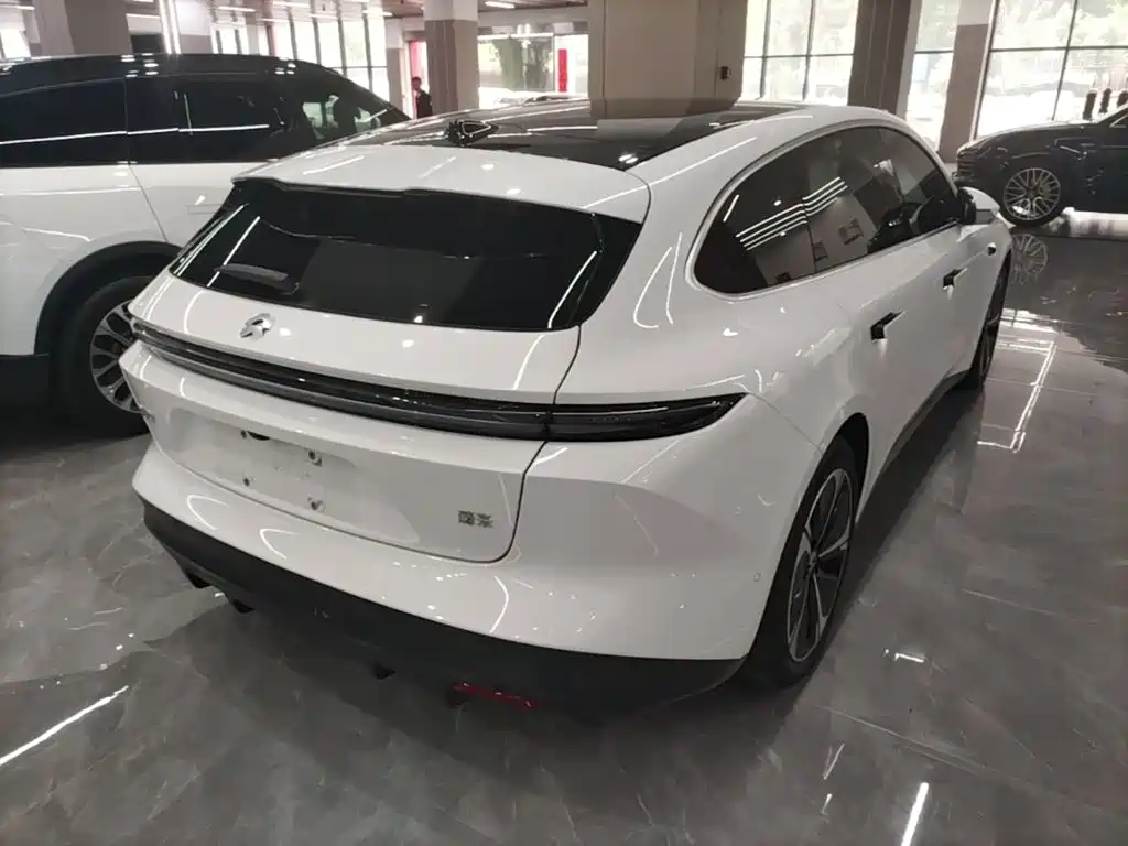 Фото 7 - NIO ET5T
