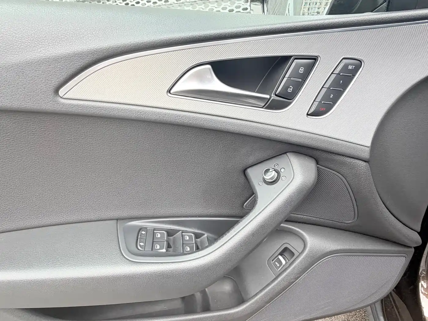 Audi A6 (Import) 2015 3.0T allroad quattro фото 15