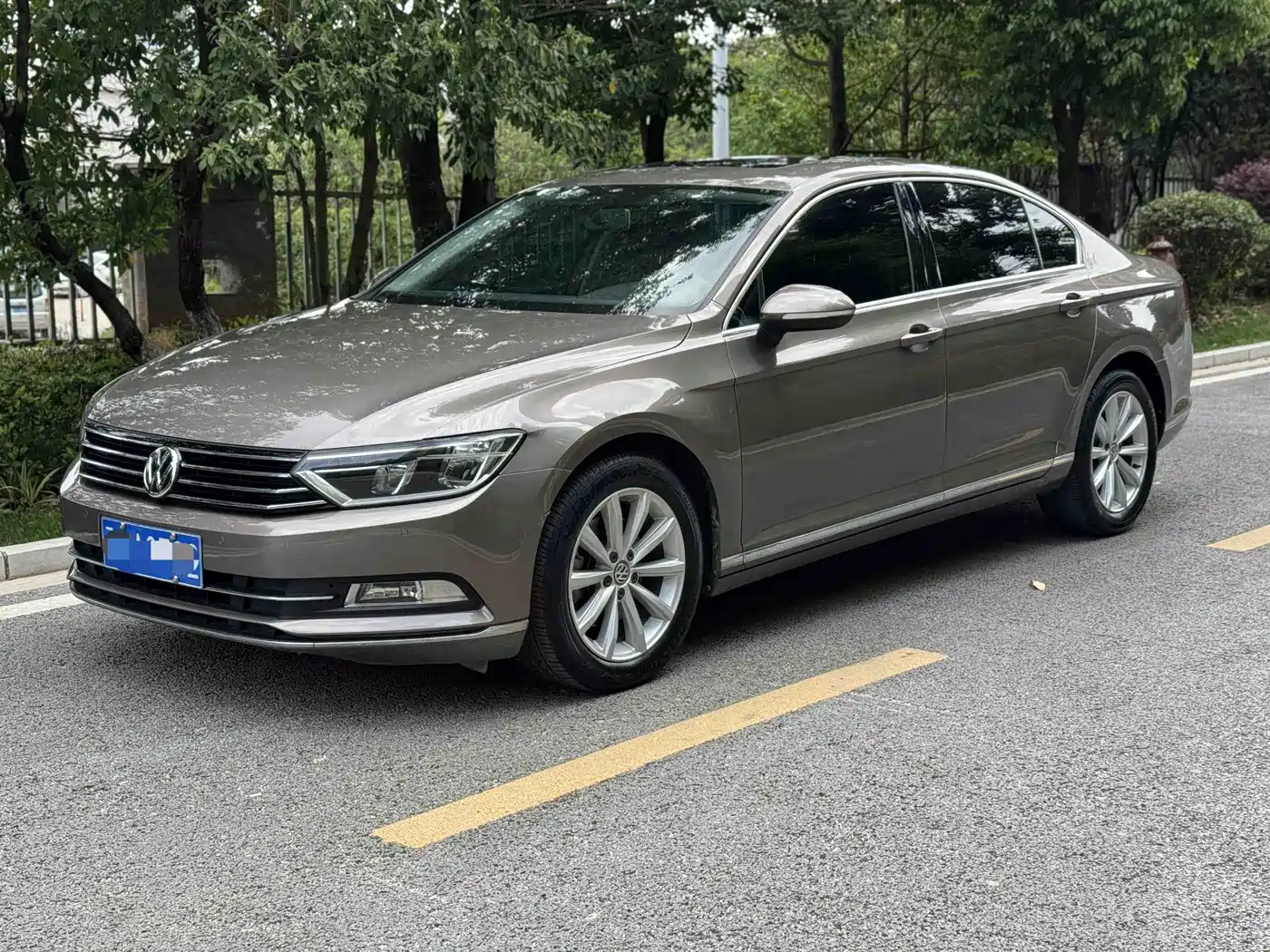 Volkswagen Magotan 2017 330TSI DSG Leading