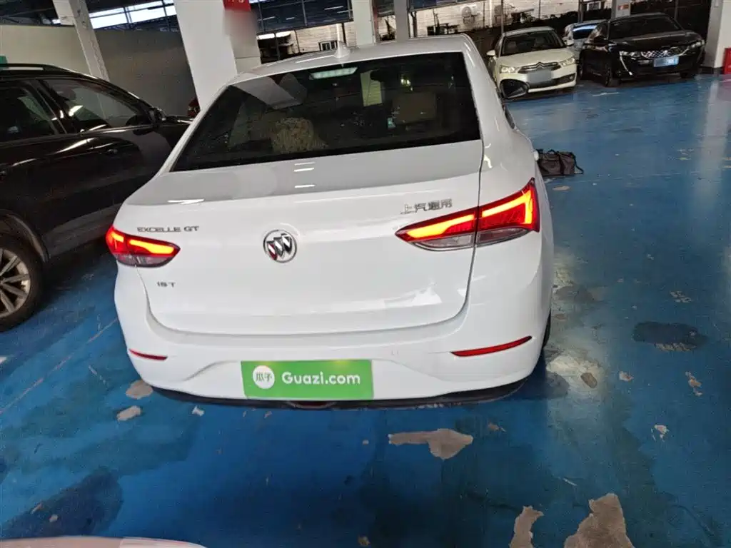 Buick Excelle 2019 15T DCT Connected Elite Type China VI фото 6