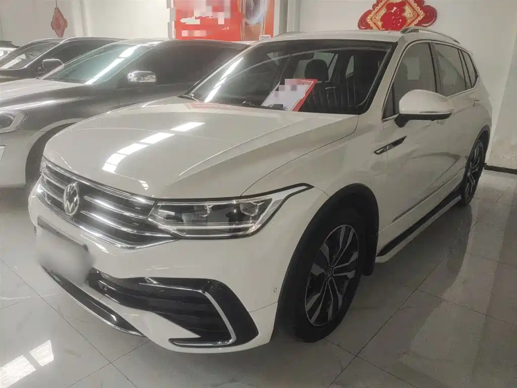 Volkswagen Tiguan L 2022 330TSI Auto 2WD R-Line Premium Edition фото 2