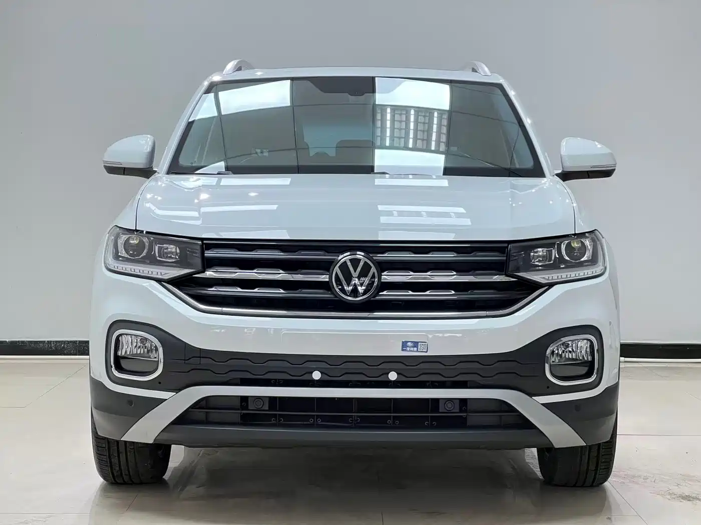 VOLKSWAGEN EXPLORING THE SHADOW