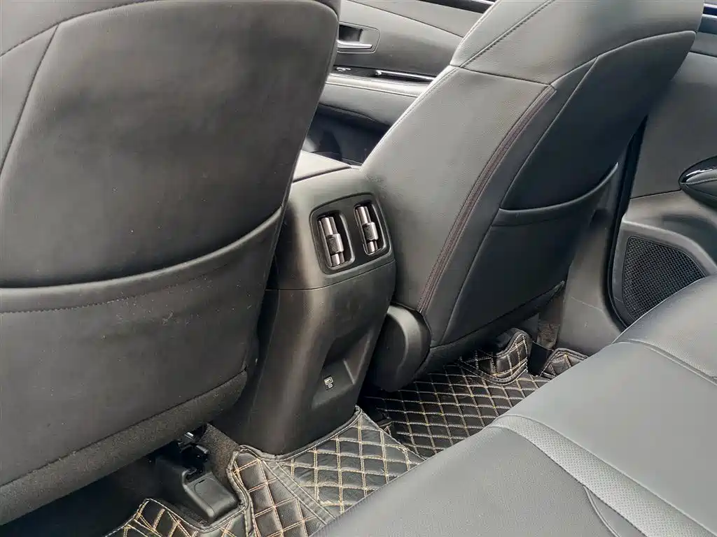 Hyundai Tucson 2021 Tucson L 1.5T DCT LUX Premium фото 9