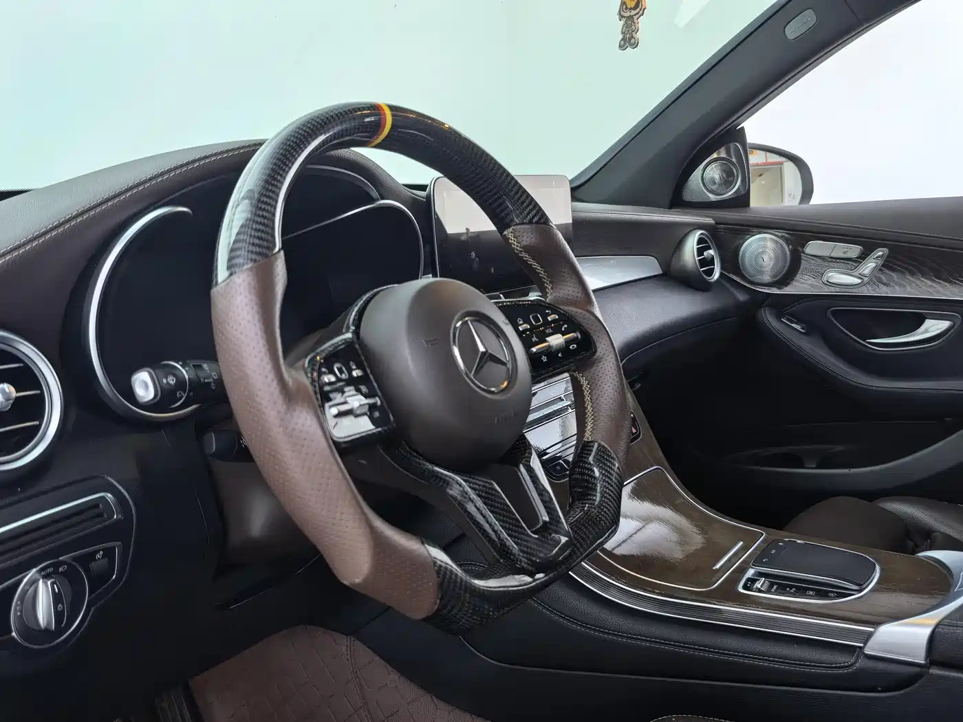 Mercedes-Benz GLC 2020 GLC 300 L 4MATIC Dynamic фото 15