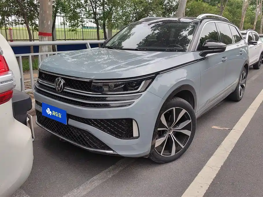 Volkswagen Talagon 2023 380TSI 4WD R-Line Launch Edition