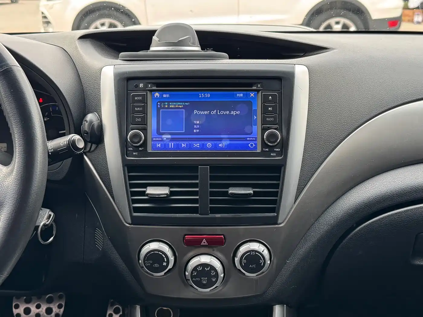 Subaru Forester 2010 2.5XT Automatic Luxury Edition фото 13
