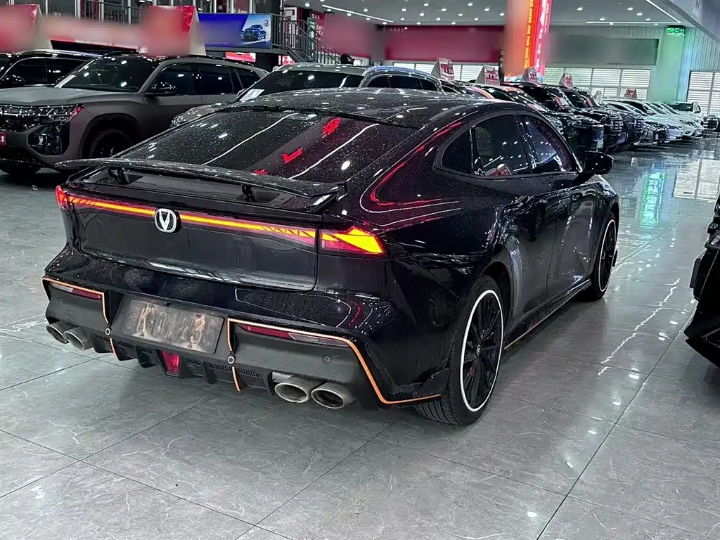 CHANGAN UNI-V