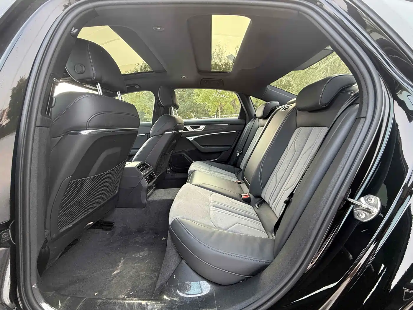 Audi A6L 2023 45 TFSI Premium Selection Dynamic фото 11