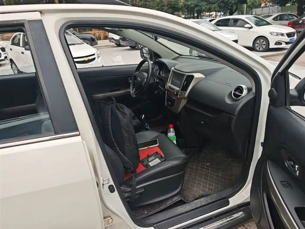 Haval H1 2017 Red Label 1.5L Manual Luxury фото 25