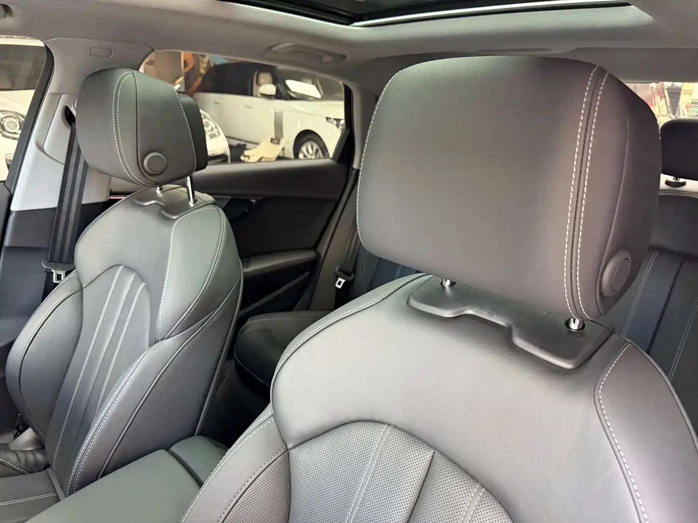 Audi A4L 2023 40 TFSI Luxury Sport фото 17