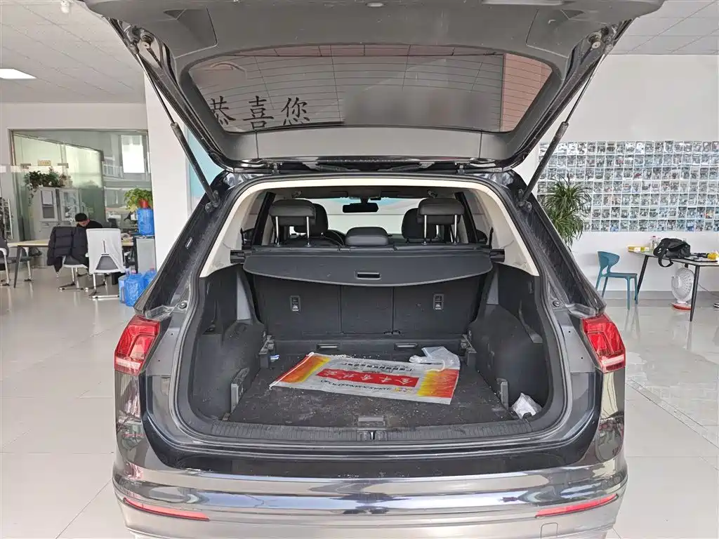Volkswagen Tiguan L 2021 330TSI Automatic 2WD Comfort фото 15