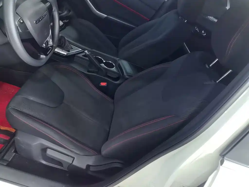 Venucia D60 2019 2019 100K Glory 1.6L XE CVT Chen Xiang Edition China VI