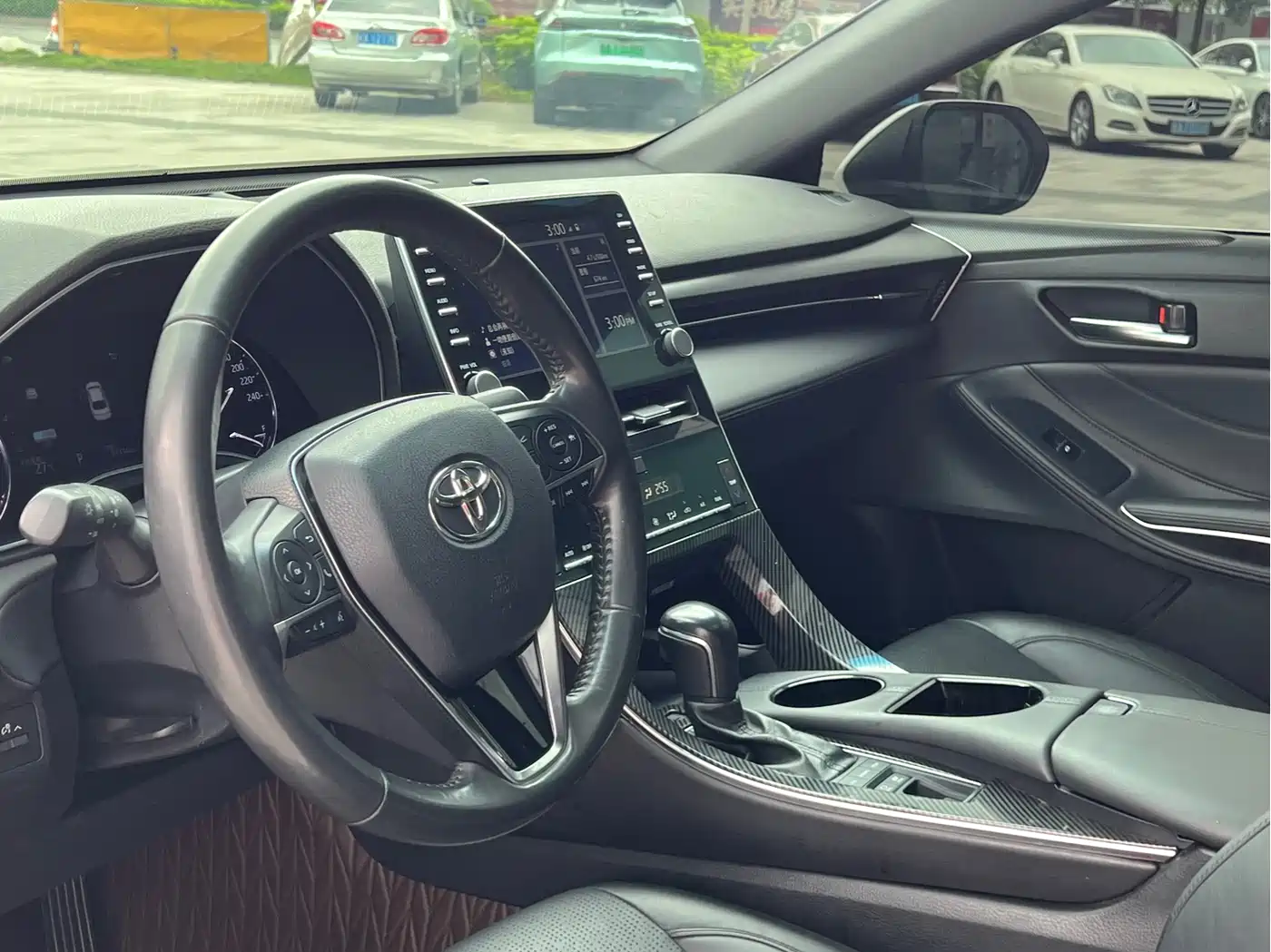 Toyota Avalon 2019 Hybrid 2.5L Luxury Edition China VI фото 11