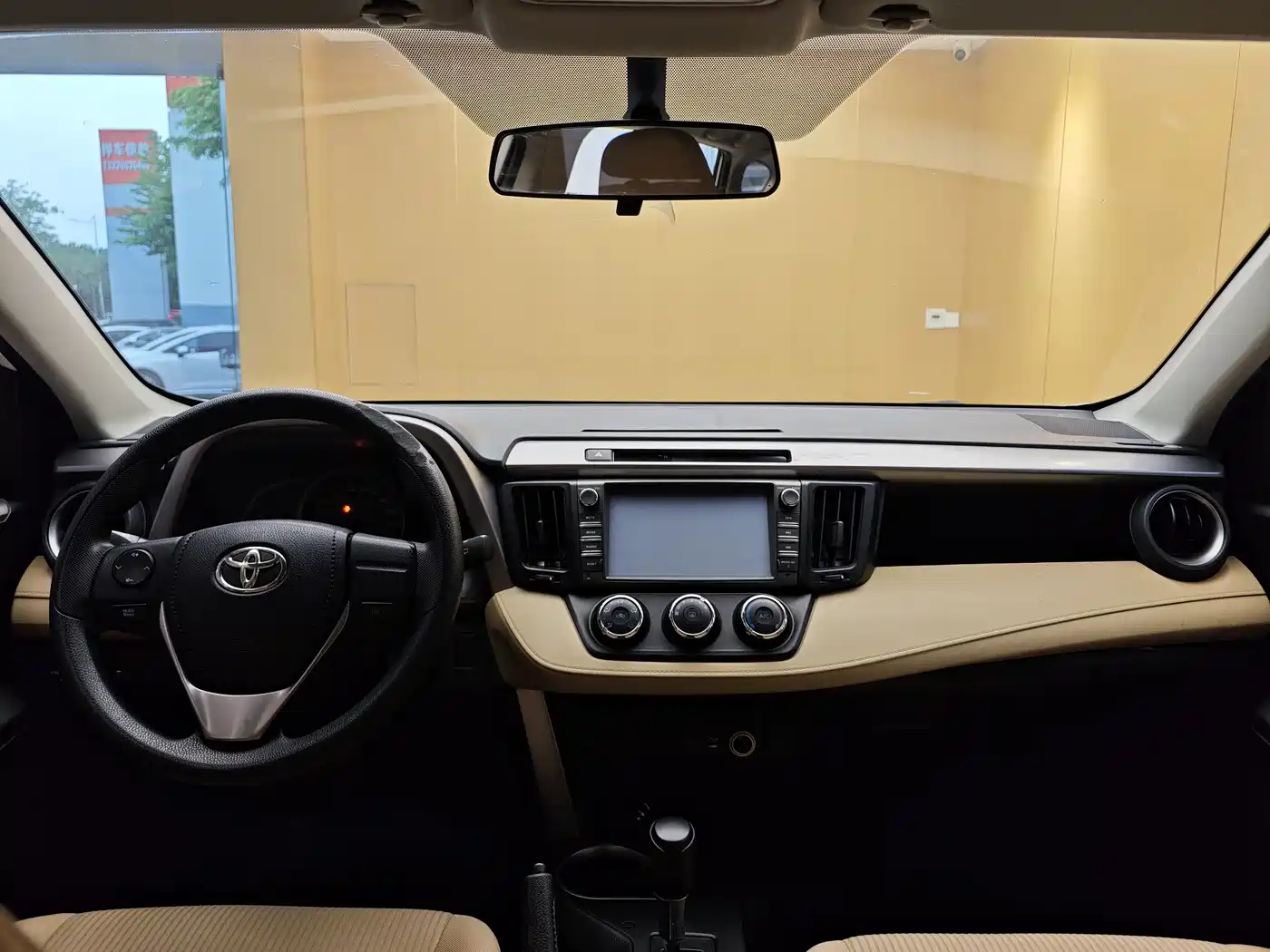 Toyota RAV4 Rongfang 2016 2.0L CVT 2WD Urban (China V) фото 19
