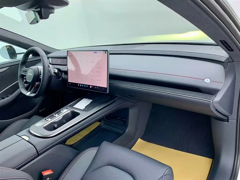 Xiaomi Auto Xiaomi SU7 2024 RWD Ultra Long Range Advanced Smart Driving Pro Edition фото 18
