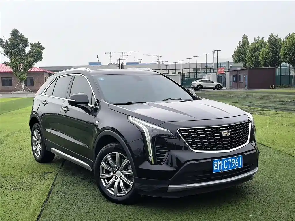 Cadillac XT4 2018 Model 28T 2WD Luxury фото 3