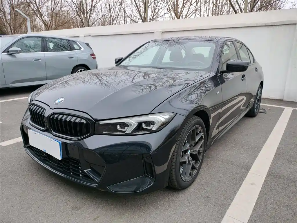 BMW 3 Series 2025 330Li M Sport Night Edition