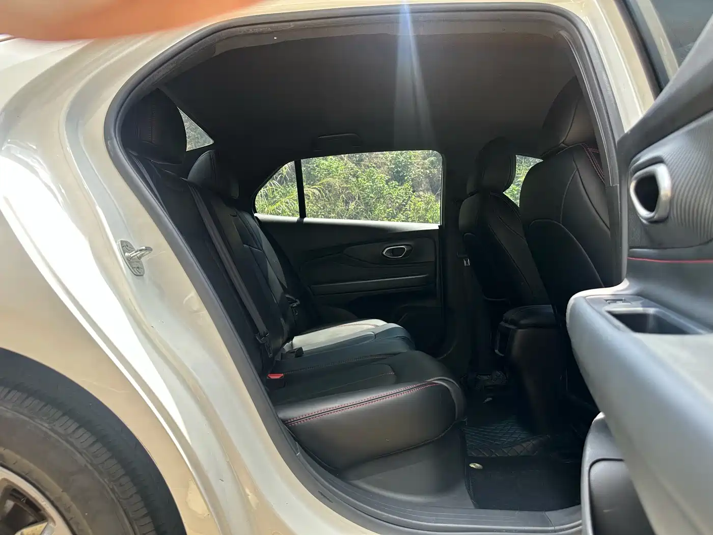 GAC Trumpchi Trumpchi Emkoo 2021 270T DCT J10 Sprinter Edition фото 12