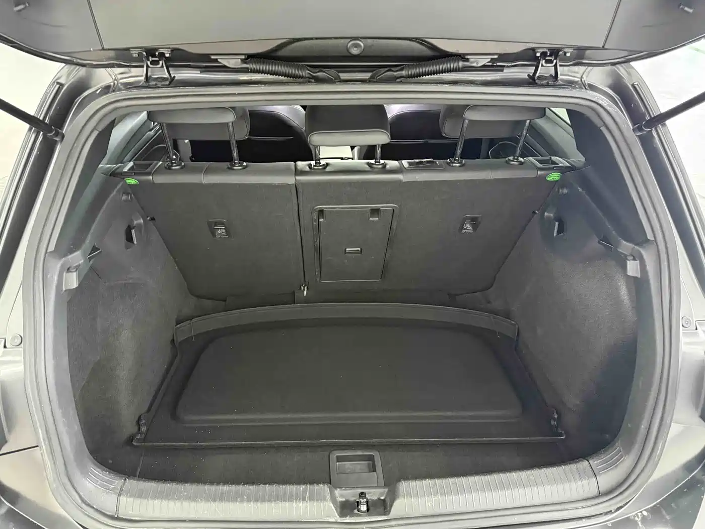 Volkswagen Golf 2023 280TSI DSG R-Line Lite фото 12