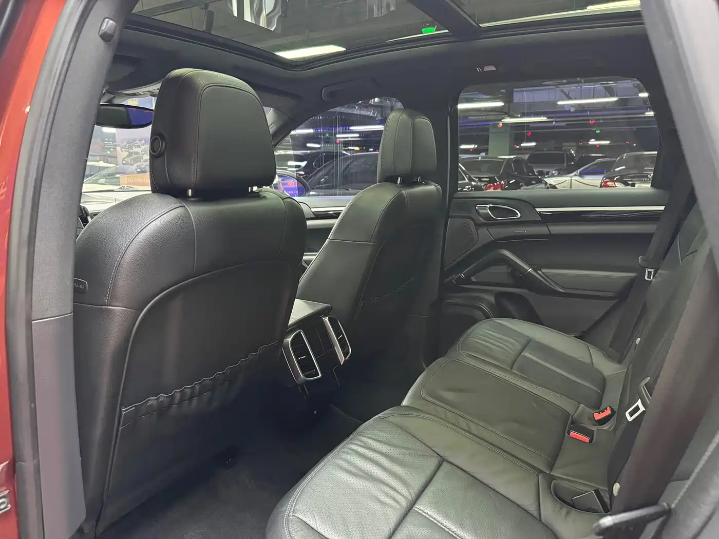 Porsche Cayenne 2011 Cayenne 3.0T фото 35