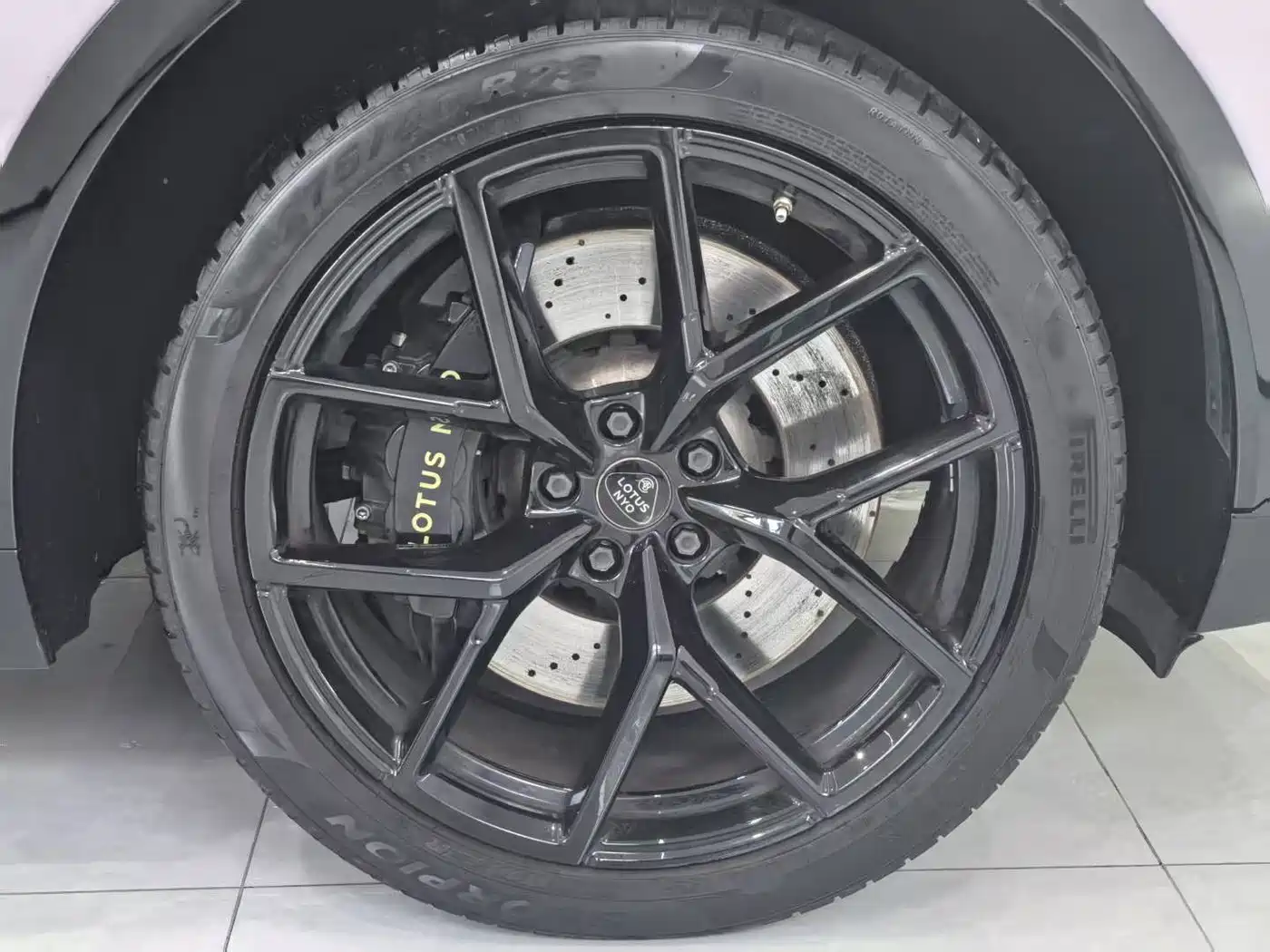 LOTUS SPORTS CAR ELETRE