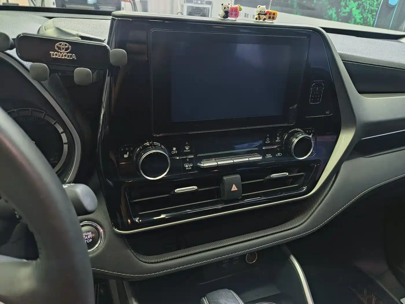 Toyota Highlander 2022 380T 4WD Luxury 7-Seater фото 13