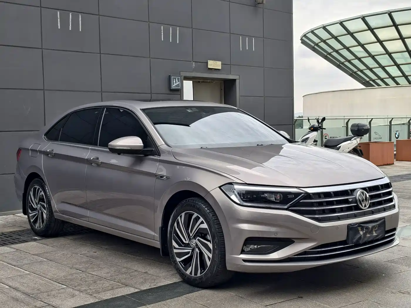 Volkswagen Sagitar, миниатюра 3