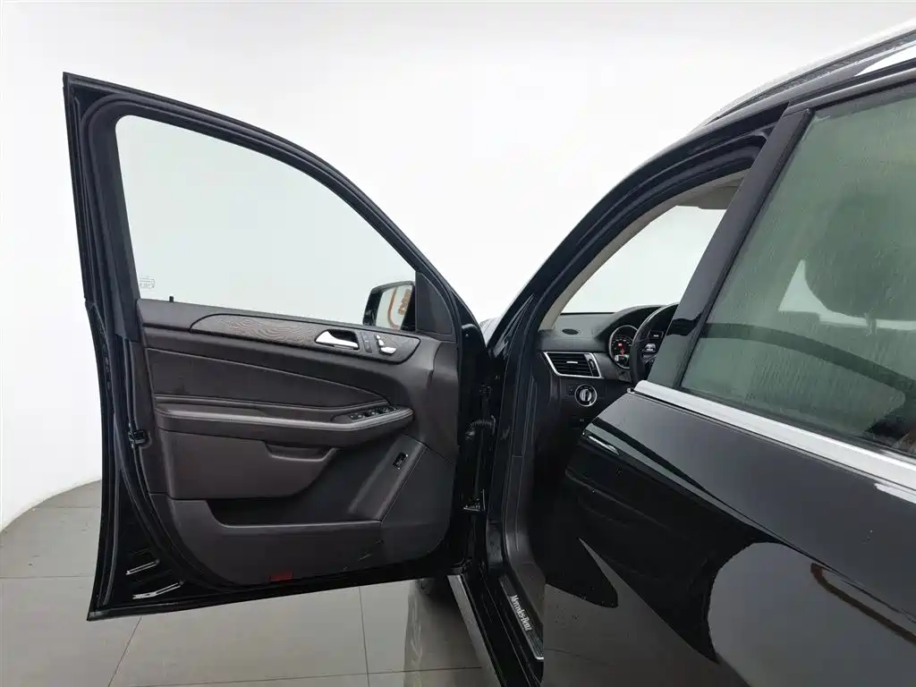 Mercedes-Benz GLE 2017 GLE 320 4MATIC Dynamic фото 8