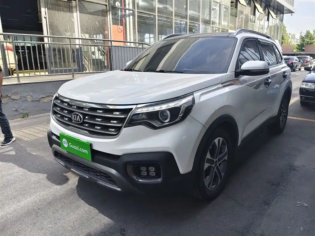 Kia Sportage 2019 2.0L Automatic Smart Luxury Edition фото 2