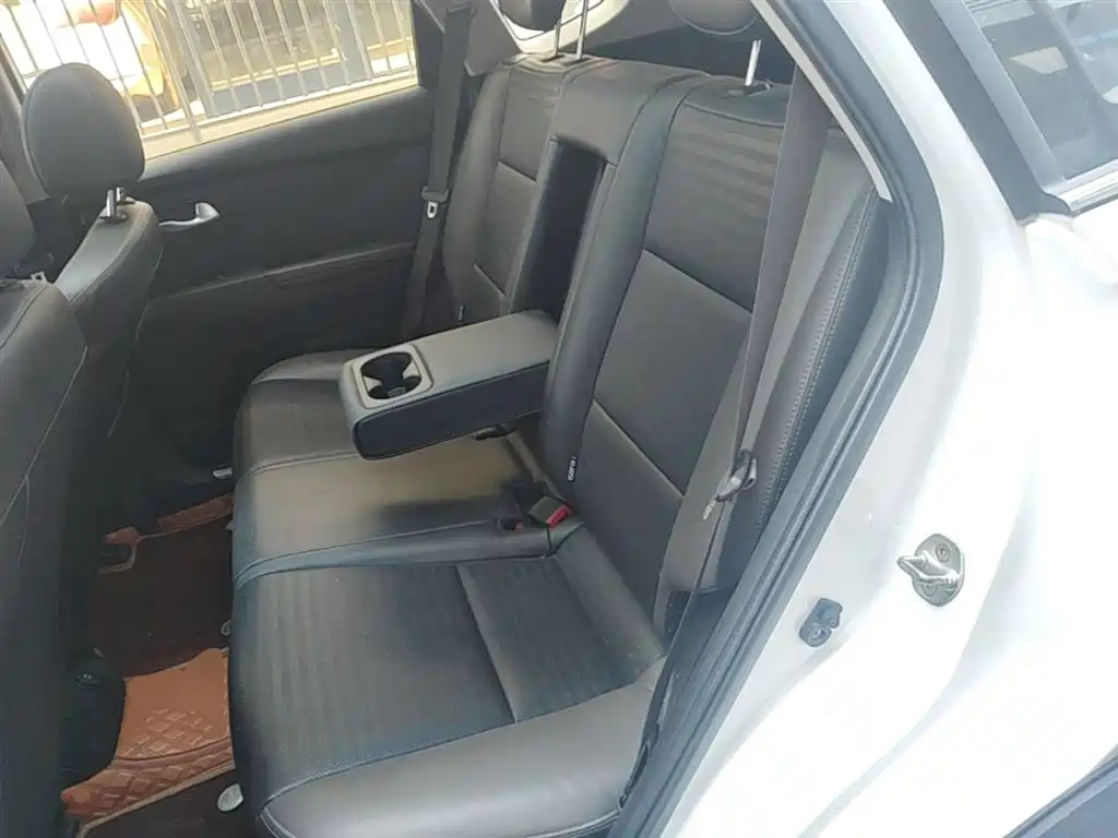 Kia Sportage 2019 2.0L Automatic Smart Luxury Edition фото 17