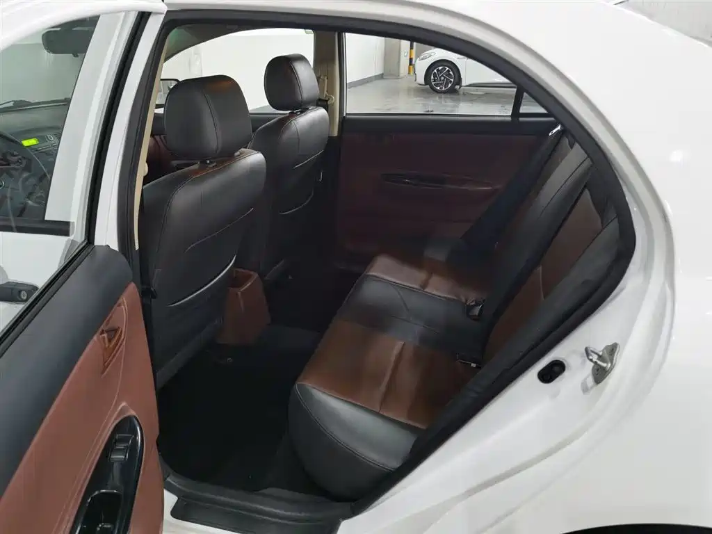 BYD F3 2012 Energy-saving Edition 1.5L Manual Comfort фото 15