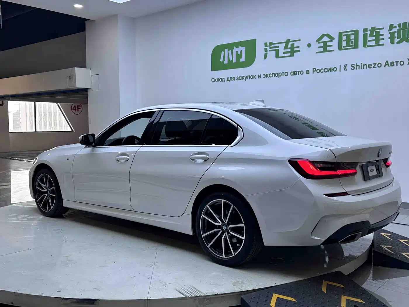 BMW 3 Series 2022 320Li M Sport Package фото 4